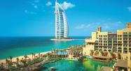 В ОАЭ ввели запрет на слишком открытые плавки и купальники